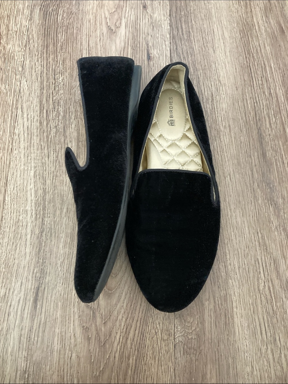 Birdies Black Velvet Slip-On Loafers Sz 7
